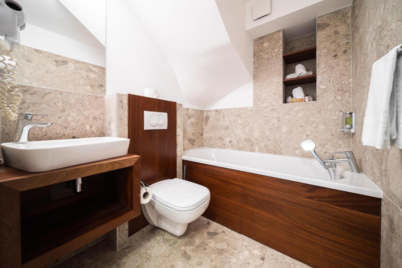 Residence Tropic Appart Hotel Saint-Gilles-les-Bains Exterior foto